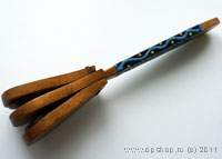 Трещетка деревянная с ручкой 3 секции